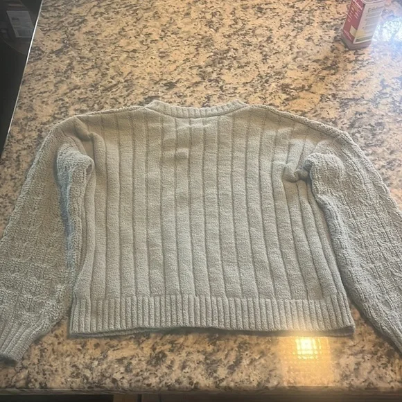 Hippy Rose Olive Green Sweater Medium - Picture 2 of 5